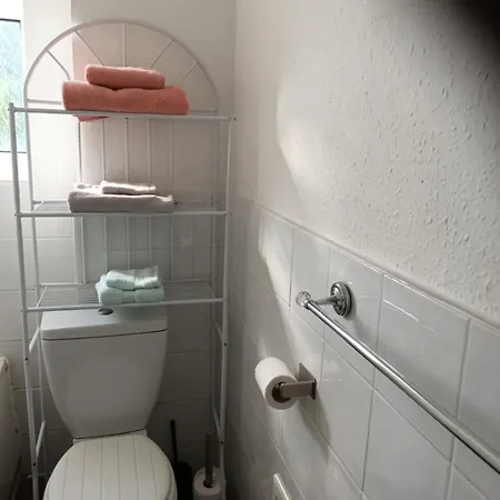 Leeds - Apartment - Stay 3- Parking - Garden شقة