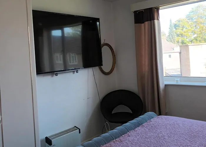 - - 3- Parking - Garden Апартаменти *