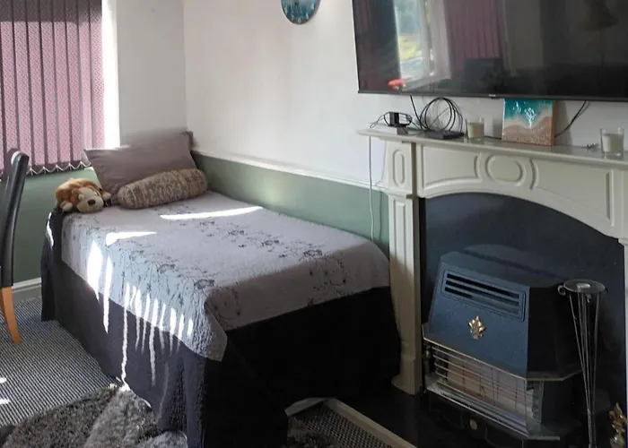 - - 3- Parking - Garden